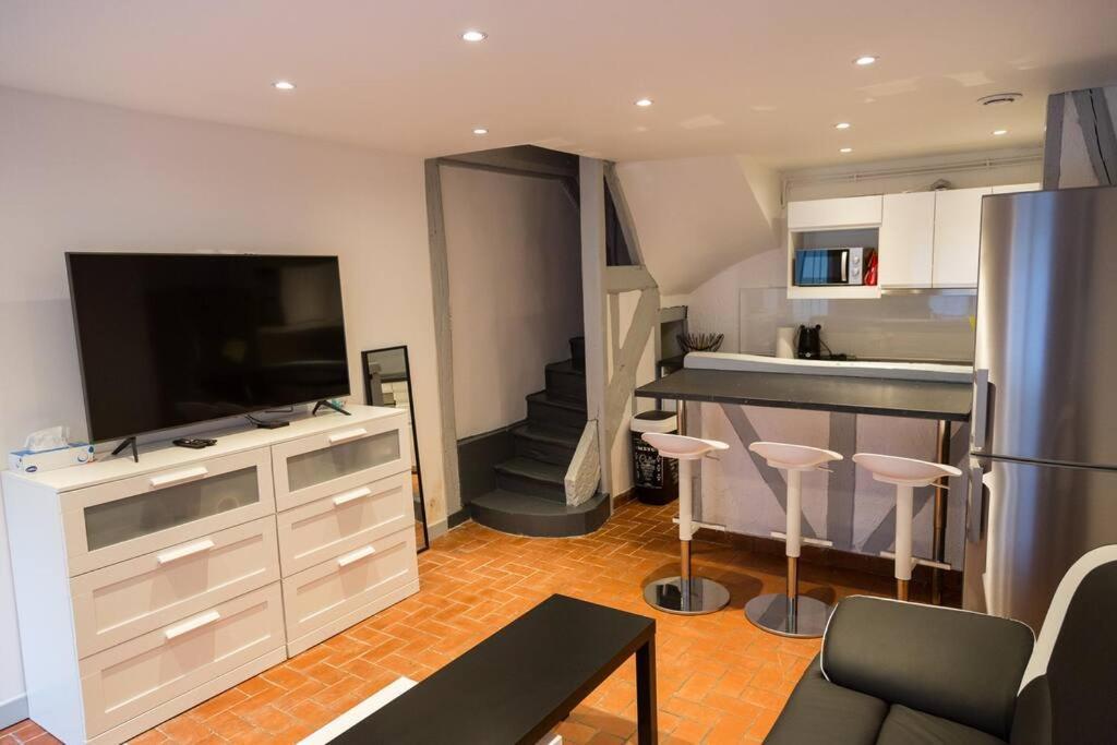 Maison De Ville Calme Rouen St.Paul 2Ch Proche Chu ภายนอก รูปภาพ